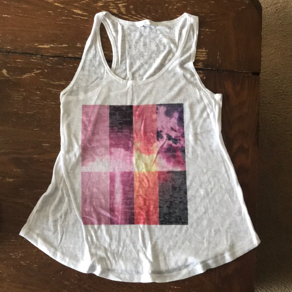 Loose tank